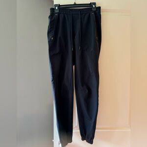 Lululemon Men’s License to Train joggers